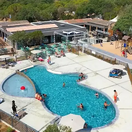 A Confort A Deux Pas Des Plages Chalet